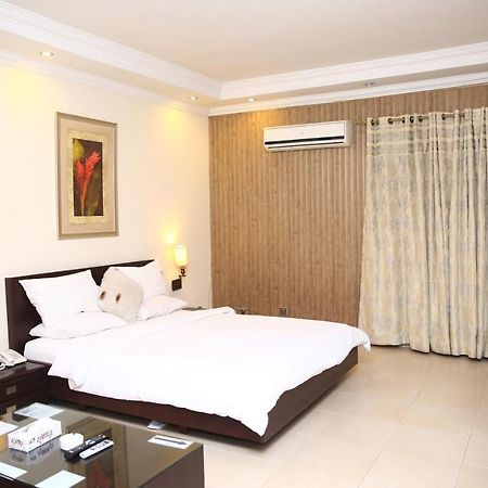 ซาฟารีคลับ 3 Hotel ราวัลปินดี ภายนอก รูปภาพ