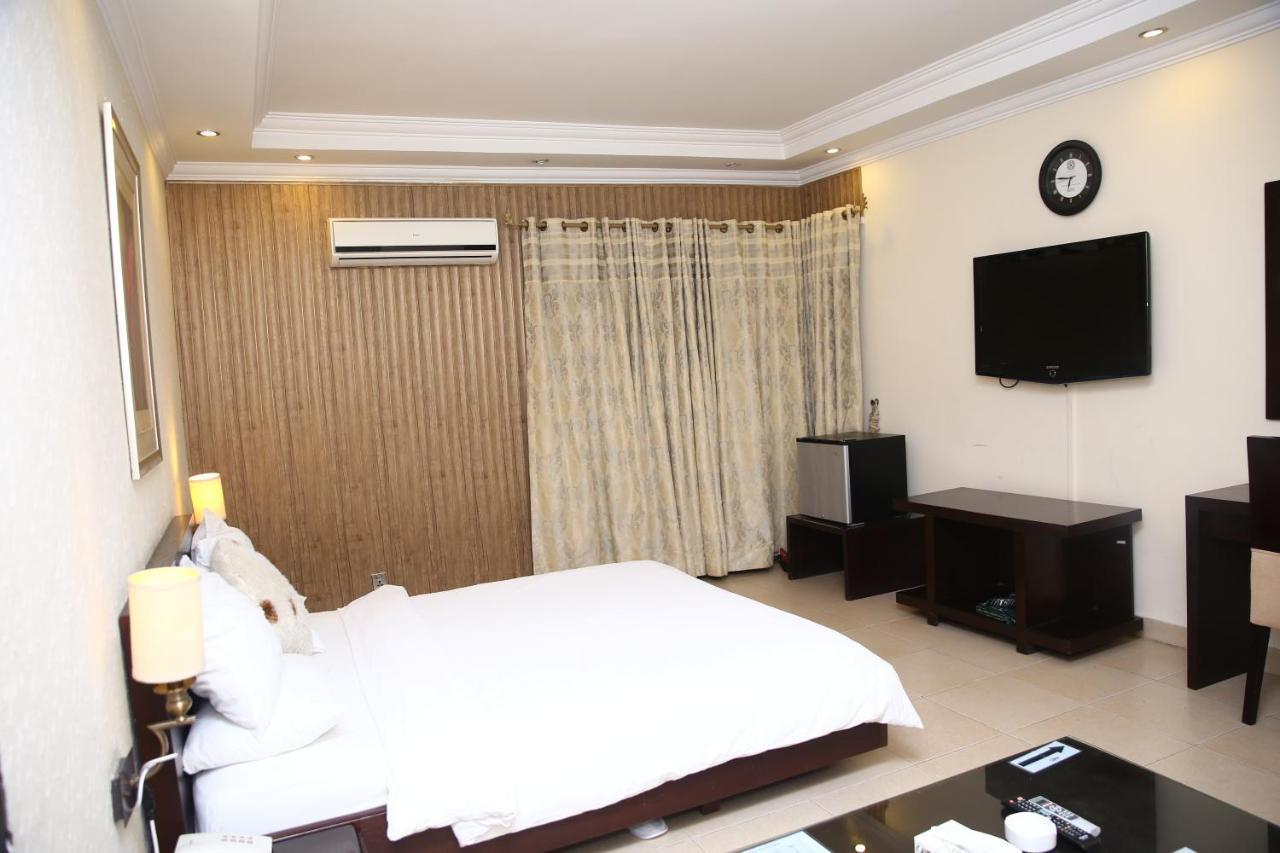 ซาฟารีคลับ 3 Hotel ราวัลปินดี ภายนอก รูปภาพ